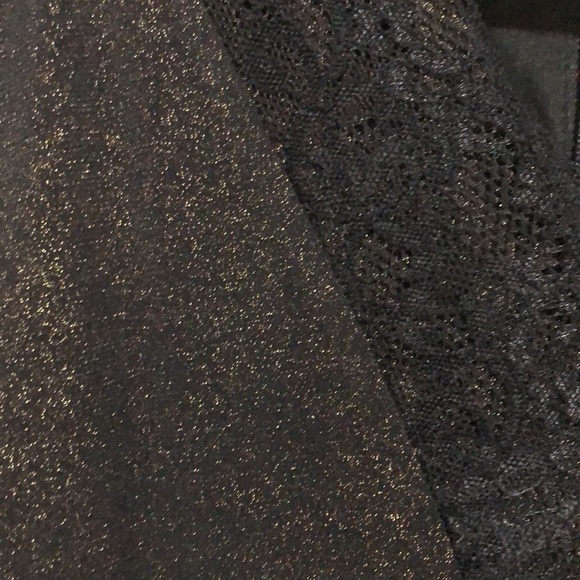 Taylor Dresses Women's Cap Sleeve Gold Liquid Pleated Midi Dress, 8 - Picture 6 of 6